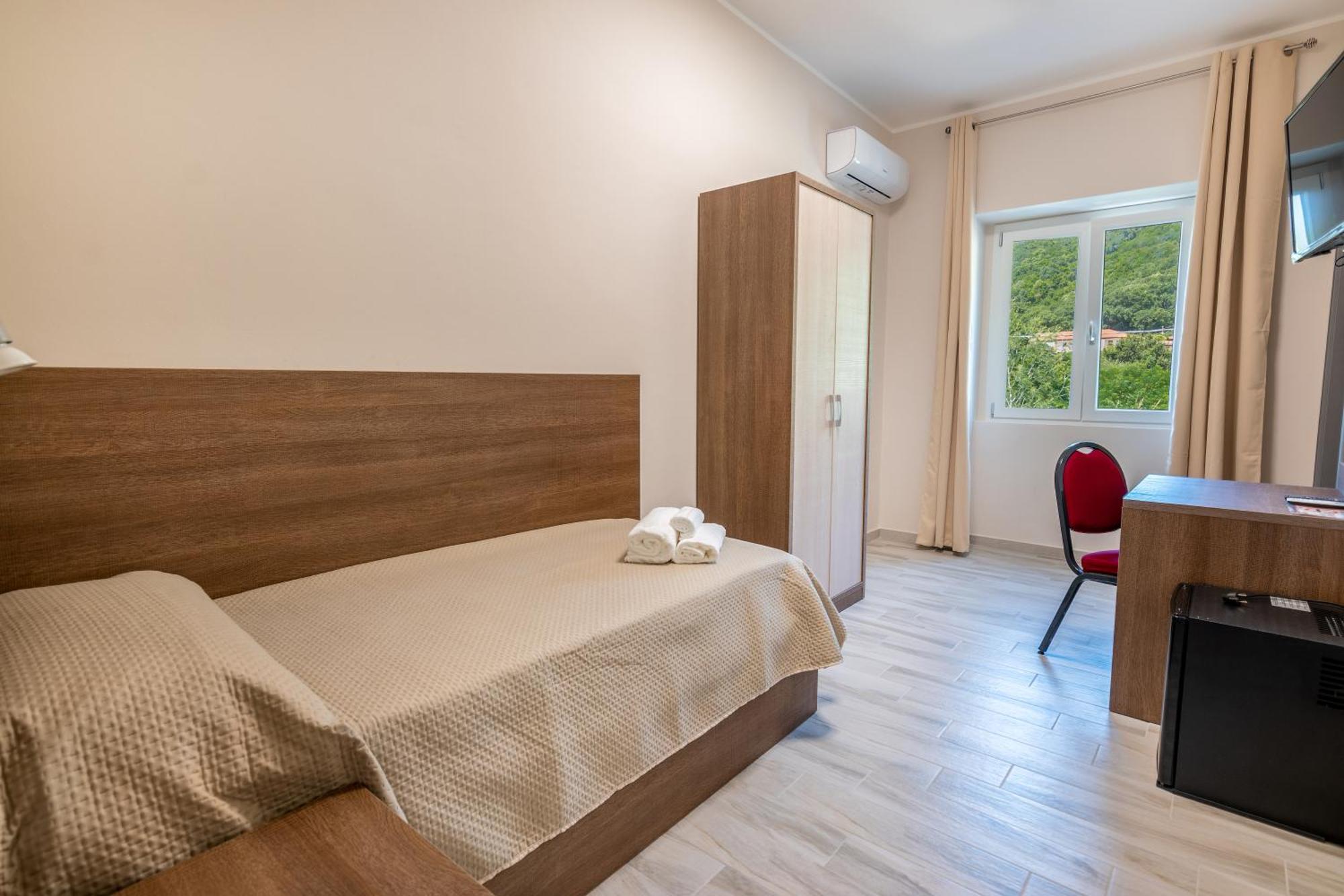 Albergo La Mimosa Lamezia Terme Exterior foto