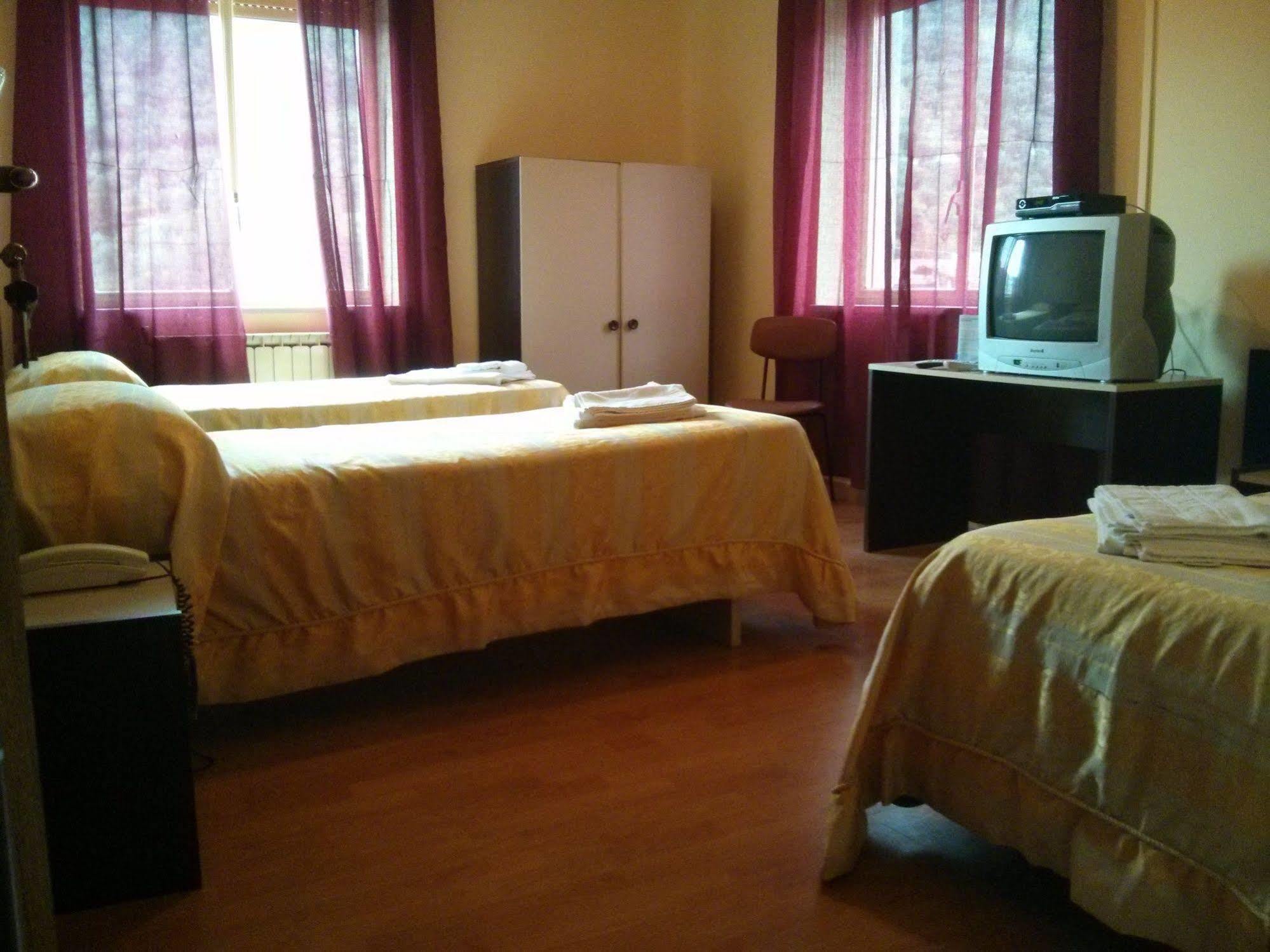 Albergo La Mimosa Lamezia Terme Exterior foto
